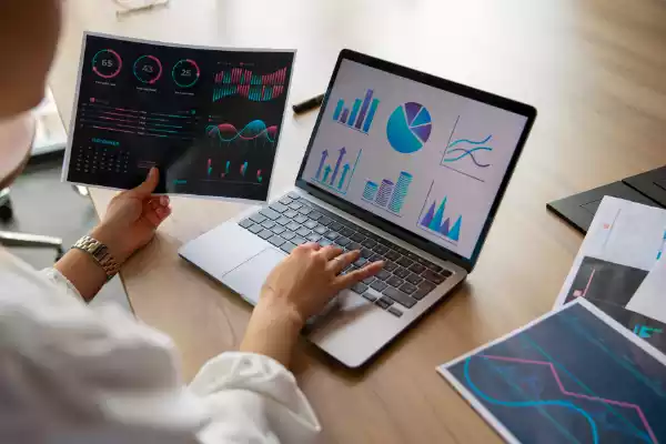 Charts showing website analytics for solar companies.